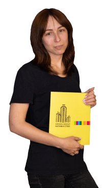 Юлія - маркетолог компанії Design-Group