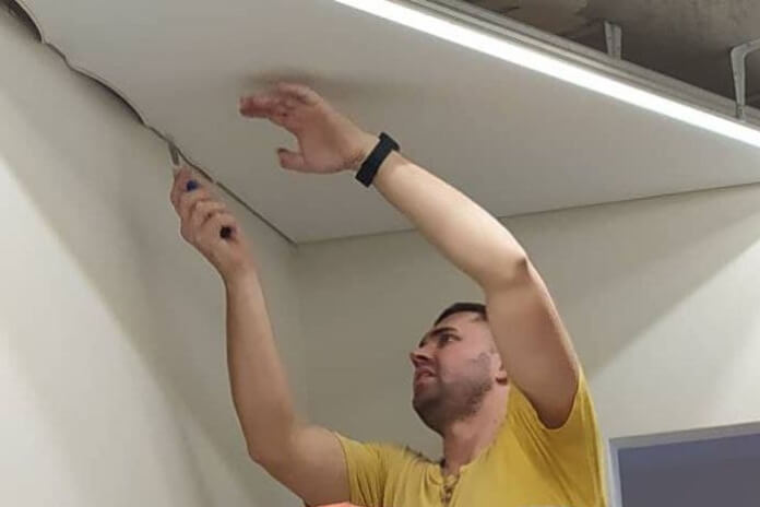 Монтаж натяжної стелі