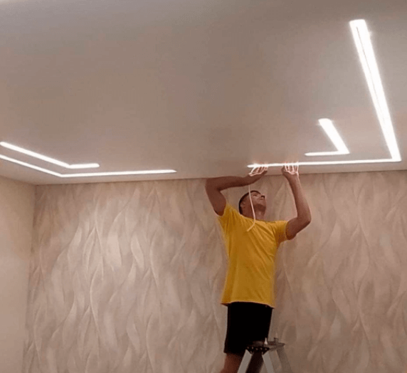 Монтаж натяжних стель від Design_group